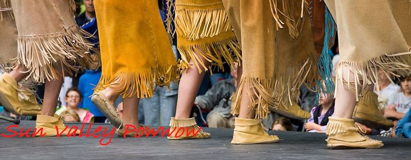 Datei:Powwow.jpg