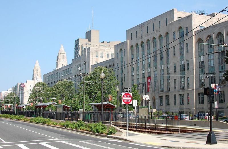 Datei:Hamiltonlawschool.jpg